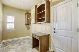 329 Jake Dr, Jarrell, TX 76537 - Photo 15