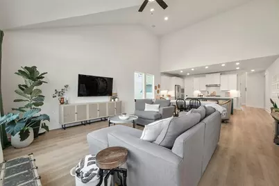 997 Sage Thrasher Circle, Dripping Springs, TX 78620 - Photo 7