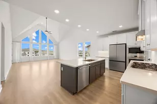 997 Sage Thrasher Cir, Dripping Springs, TX 78620 - Photo 1