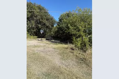 800 Arnold Drive, Bartlett, TX 76511 - Photo 9