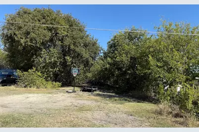 800 Arnold Drive, Bartlett, TX 76511 - Photo 1