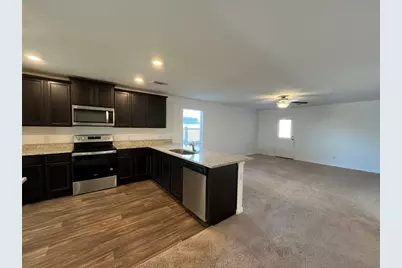 14125 Prospector Way, Elgin, TX 78621 - Photo 5