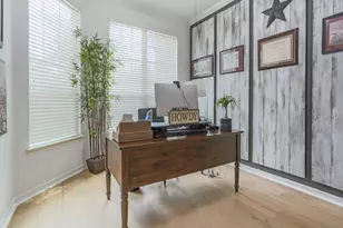 208 Mirafield Ln, Austin, TX 78737 - Photo 21