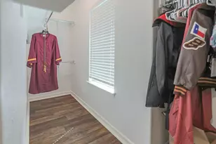 208 Mirafield Ln, Austin, TX 78737 - Photo 27