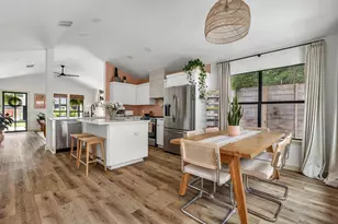 2508 E 9th St, Austin, TX 78702 - Photo 9