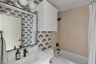2508 E 9th St, Austin, TX 78702 - Photo 19