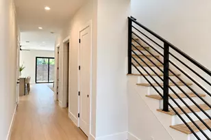 11626 Ladera Vista Dr, Austin, TX 78759 - Photo 9