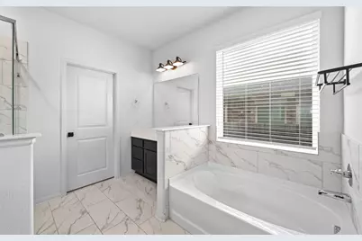 1022 Cherrystone Loop, Buda, TX 78610 - Photo 17