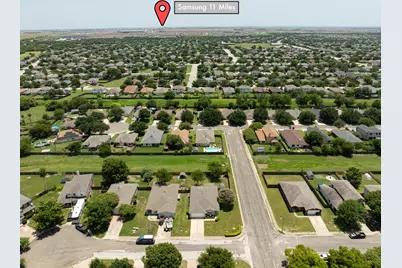 100 Bennett Cove, Hutto, TX 78634 - Photo 3