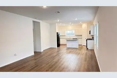 138 Milliner Loop, Hutto, TX 78634 - Photo 7