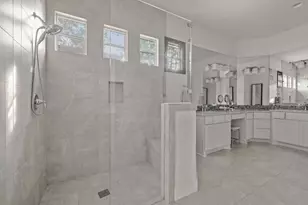 4720 Rockcliff Rd, Austin, TX 78746 - Photo 23