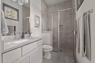 4720 Rockcliff Rd, Austin, TX 78746 - Photo 31