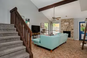 1127 Hollow Creek Dr, Austin, TX 78704 - Photo 19