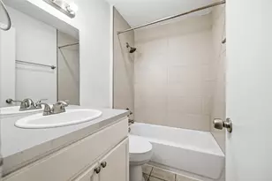 2412 Burleson Ct, Austin, TX 78741 - Photo 9