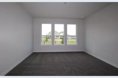 537 Bloomington Loop, Hutto, TX 78634 - Photo 7
