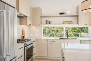 10805 Desert Trl, Austin, TX 78758 - Photo 3