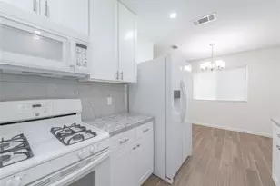 11541 Sandy Loam Trail, Austin, TX 78750 - Photo 15