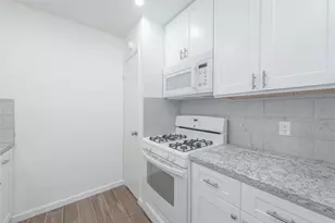 11541 Sandy Loam Trail, Austin, TX 78750 - Photo 11