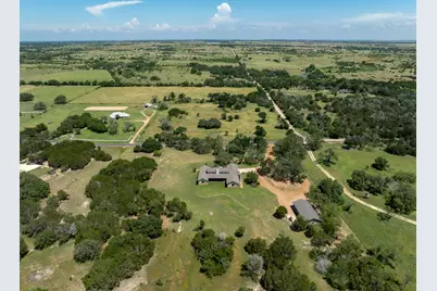 101 Shady Oaks Trail, Liberty Hill, TX 78642 - Photo 37