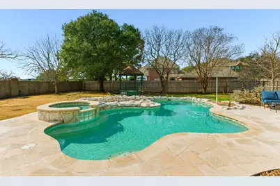 5705 Ballenton Court, Austin, TX 78739 - Photo 5