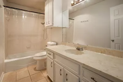 7800 Northcrest Boulevard #203, Austin, TX 78752 - Photo 17