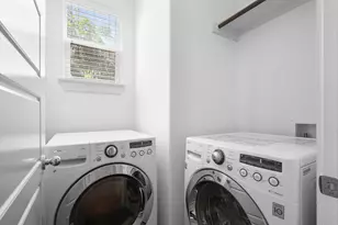 7208 Bertram Ct, Austin, TX 78741 - Photo 13