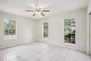 105 Daisy Ln, Bastrop, TX 78602 - Photo 13