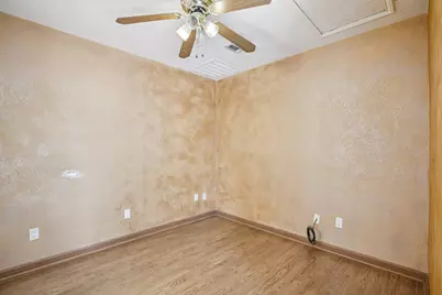 105 Daisy Lane, Bastrop, TX 78602 - Photo 17