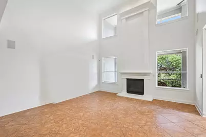 11400 Woodland Hills Trail, Austin, TX 78732 - Photo 9