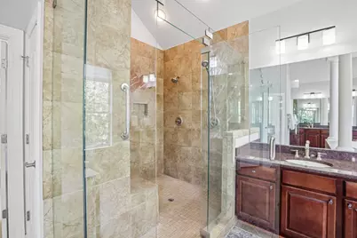 11400 Woodland Hills Trail, Austin, TX 78732 - Photo 15