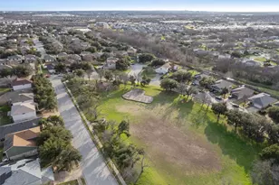 1305 Caras Cv, Pflugerville, TX 78660 - Photo 27