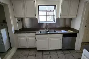 850 Forest View Dr, West Lake Hills, TX 78746 - Photo 9