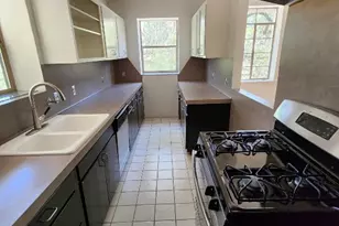 850 Forest View Dr, West Lake Hills, TX 78746 - Photo 23