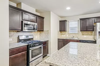 10604 Menominee Falls Lane, Austin, TX 78754 - Photo 11