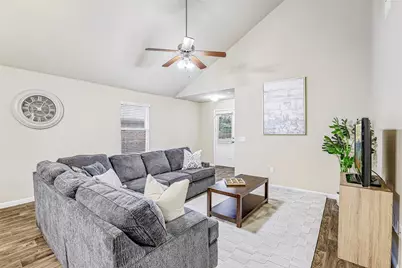 10604 Menominee Falls Lane, Austin, TX 78754 - Photo 3