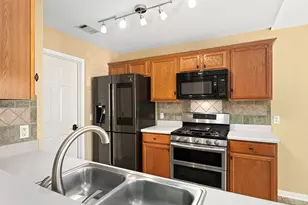 600 Sparkling Brook Ln, Leander, TX 78641 - Photo 11