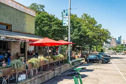 703 E Live Oak Street, Austin, TX 78704 - Photo 39