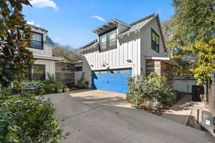 703 E Live Oak St, Austin, TX 78704 - Photo 33