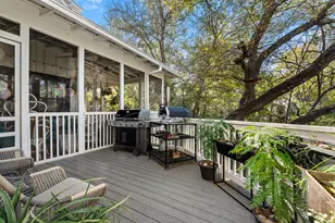 703 E Live Oak St, Austin, TX 78704 - Photo 31
