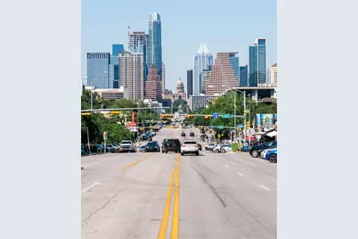 703 E Live Oak Street, Austin, TX 78704 - Photo 37