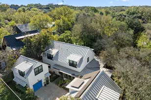 703 E Live Oak St, Austin, TX 78704 - Photo 35