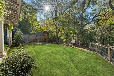 703 E Live Oak Street, Austin, TX 78704 - Photo 33