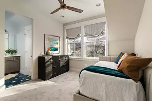 703 E Live Oak St, Austin, TX 78704 - Photo 19