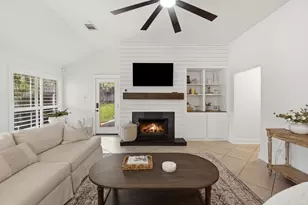 4253 Canyon Glen Cir, Austin, TX 78732 - Photo 5