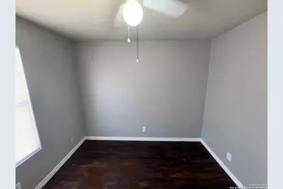 830 W Hutchins Place #11, San Antonio, TX 78221 - Photo 7