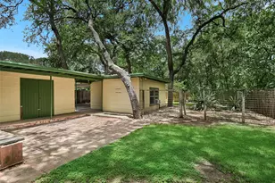 2004 Griswold Ln, Austin, TX 78703 - Photo 13