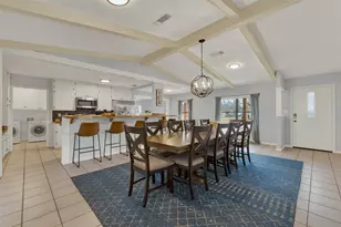 217 W Driftwood Dr, Fredericksburg, TX 78624 - Photo 3