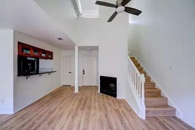 512 Eberhart Lane #1403, Austin, TX 78745 - Photo 19