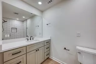 319 Columbine St, Meadowlakes, TX 78654 - Photo 23