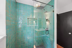 3902 Peterson Ave, Austin, TX 78756 - Photo 17